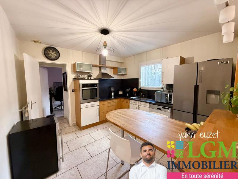 Maison - 107 m² - 5 pièces