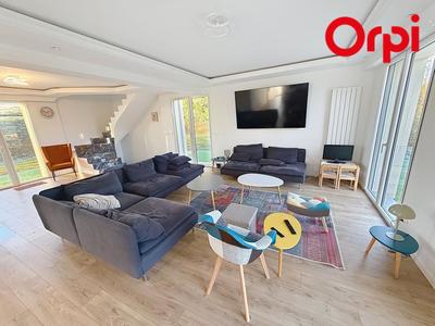 Maison - 154 m² - 7 pièces