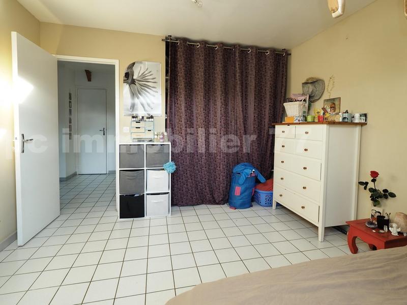 Propriété - 300 m² - 13 pièces