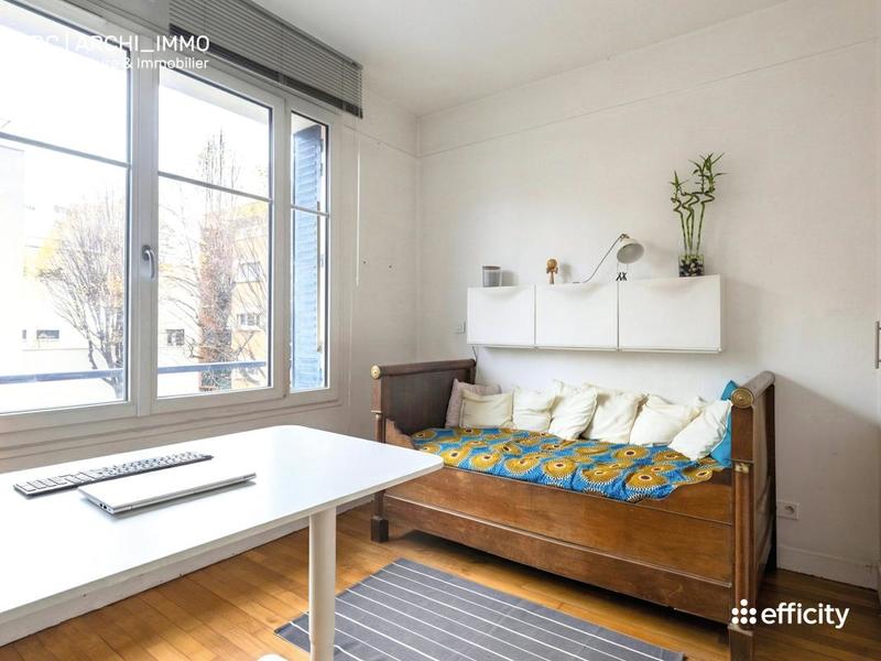 Maison - 296 m² - 9 pièces