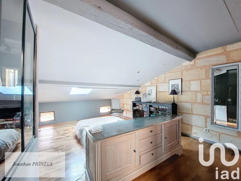 Maison - 240 m² - 6 pièces