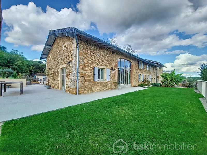 Corps de ferme - 170 m² - 7 pièces