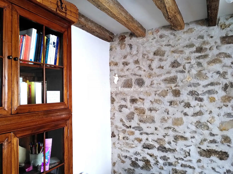 Maison - 233 m² - 11 pièces