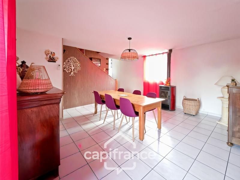 Maison - 133 m² - 6 pièces