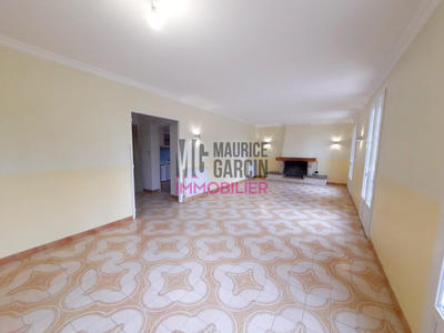 Maison - 143 m² - 5 pièces