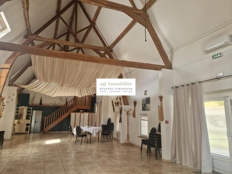 Maison - 483 m² - 12 pièces