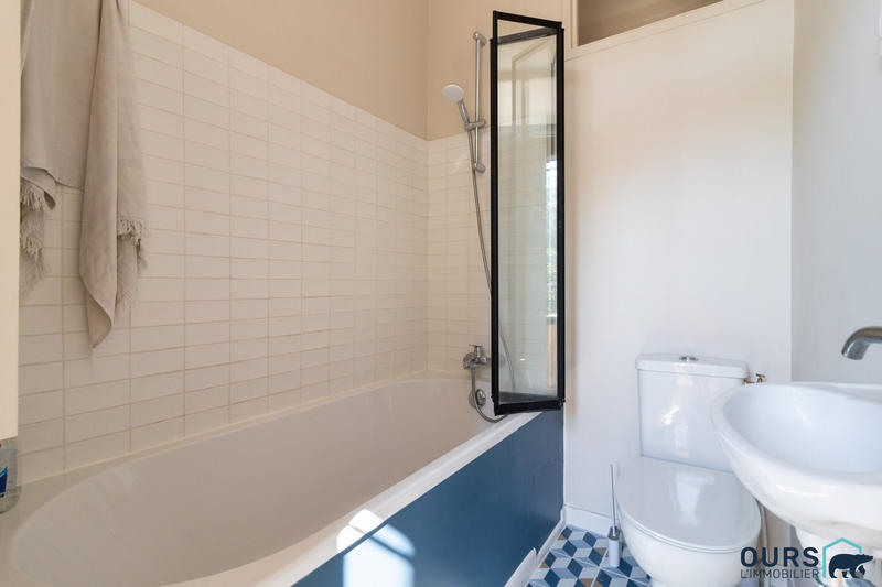 Maison - 100 m² - 5 pièces