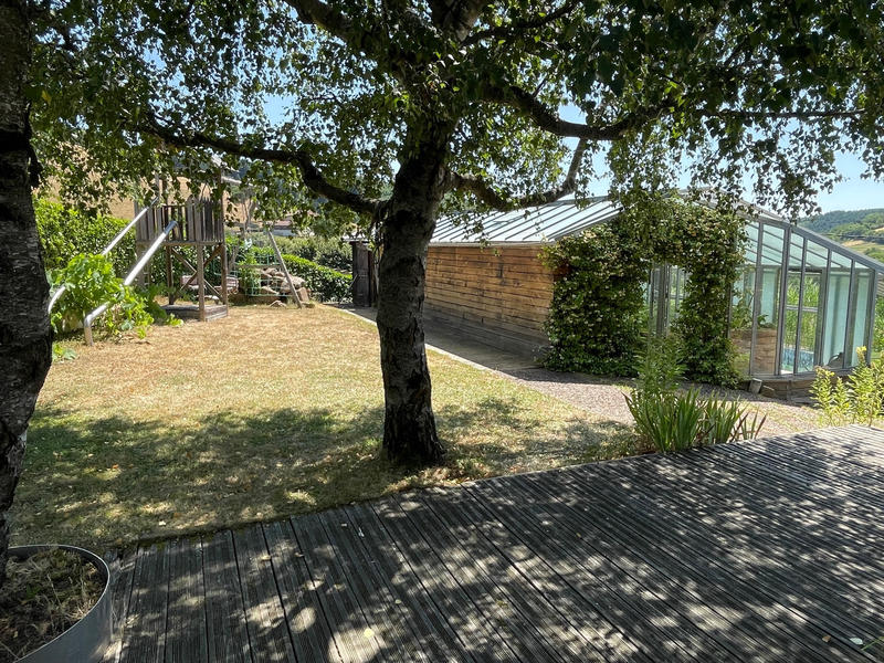 Maison - 228 m² - 7 pièces