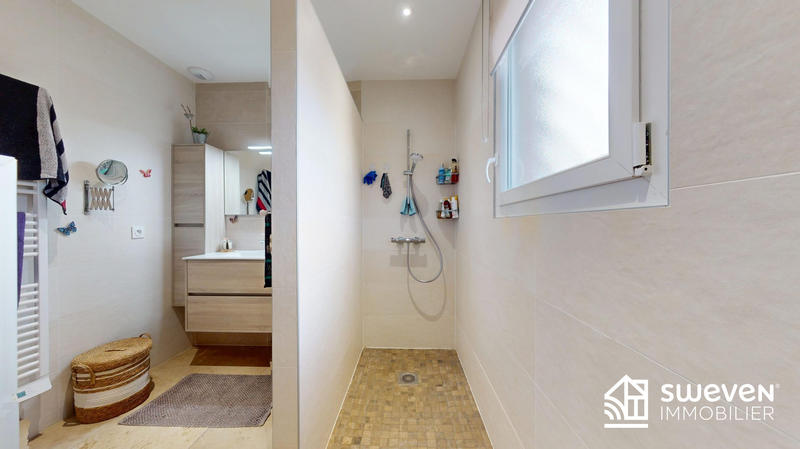 Maison - 107 m² - 3 pièces