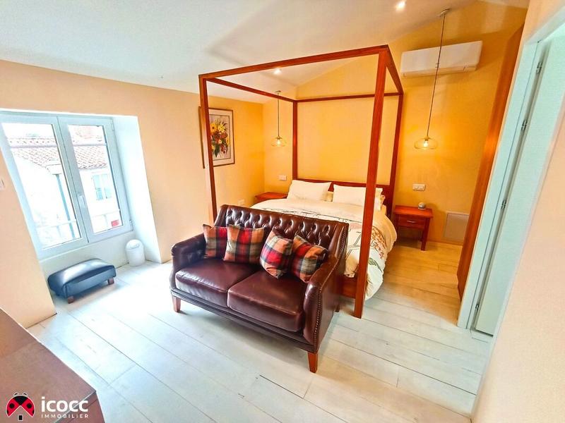 Maison en pierre - 191 m² - 6 pièces