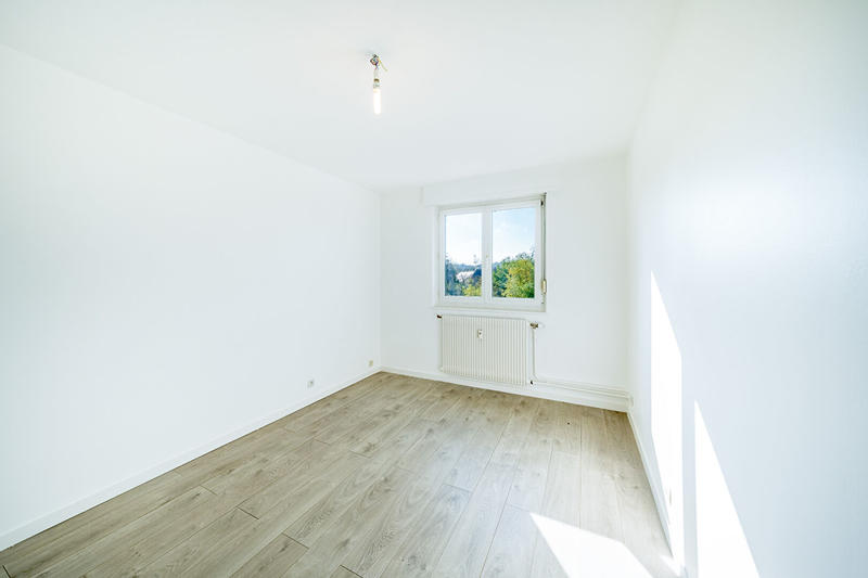 Appartement - 83 m² - 4 pièces