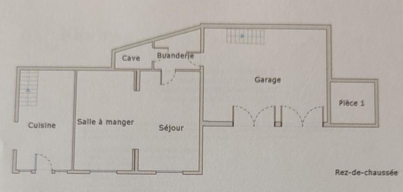 Maison - 110 m² - 8 pièces