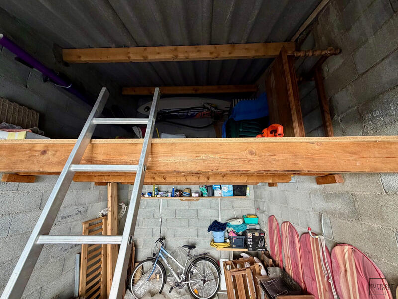 Parking / Garage - 17 m²