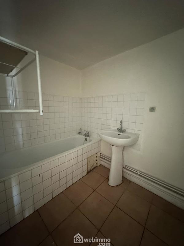 Immeuble - 167 m² - 9 pièces