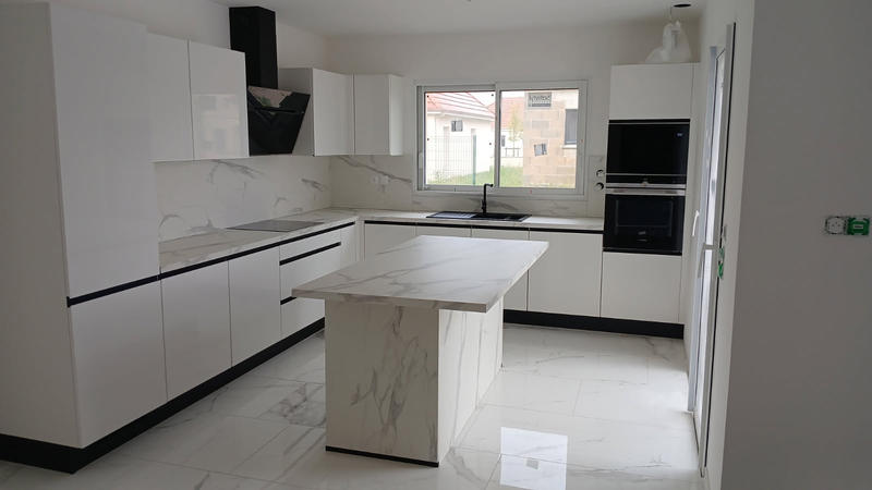 Maison - 151 m² - 6 pièces