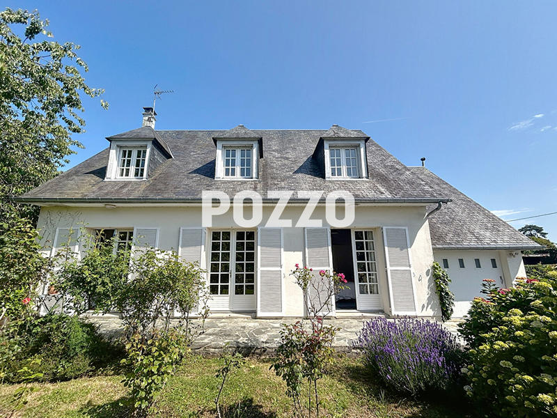 Maison - 135 m² - 6 pièces