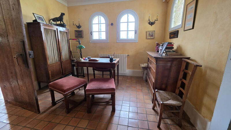 Maison - 147 m² - 7 pièces