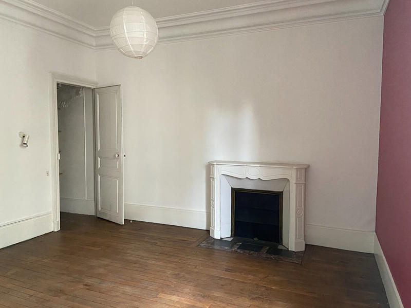 Bureau - 212 m² - 7 pièces