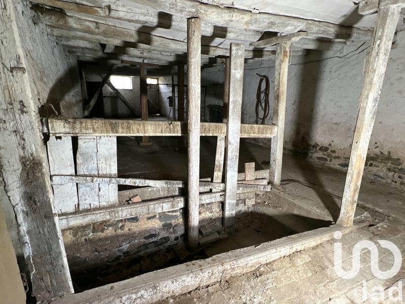 Maison - 500 m² - 7 pièces