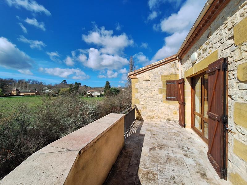 Maison traditionnelle - 110 m² - 5 pièces