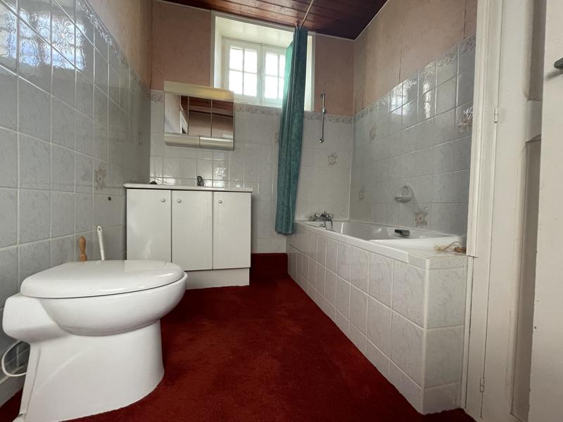 Maison traditionnelle - 130 m² - 6 pièces