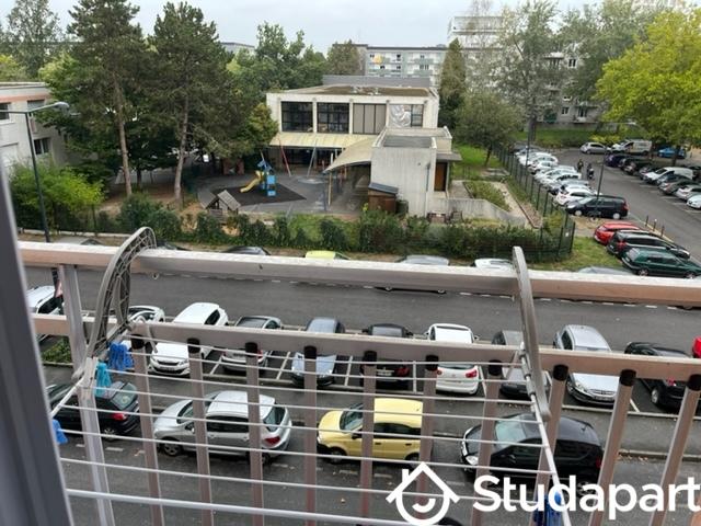 Chambre - 12 m² - 1 pièce