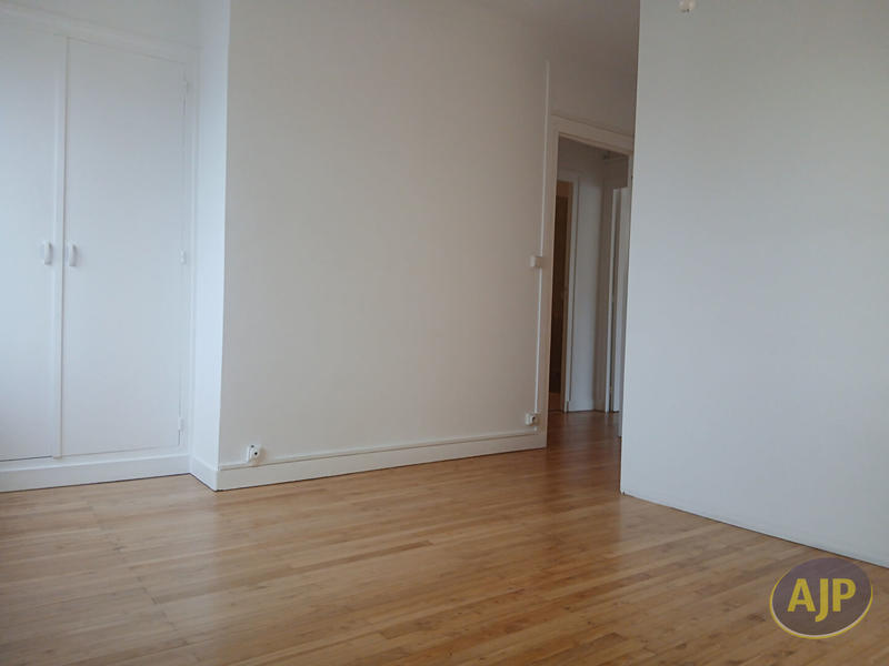 Appartement - 102 m² - 4 pièces