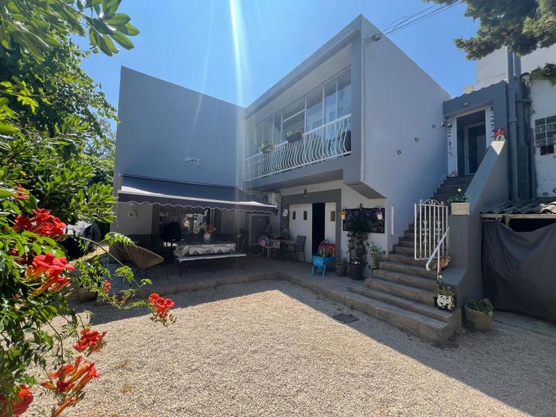 Villa - 183 m² - 6 pièces