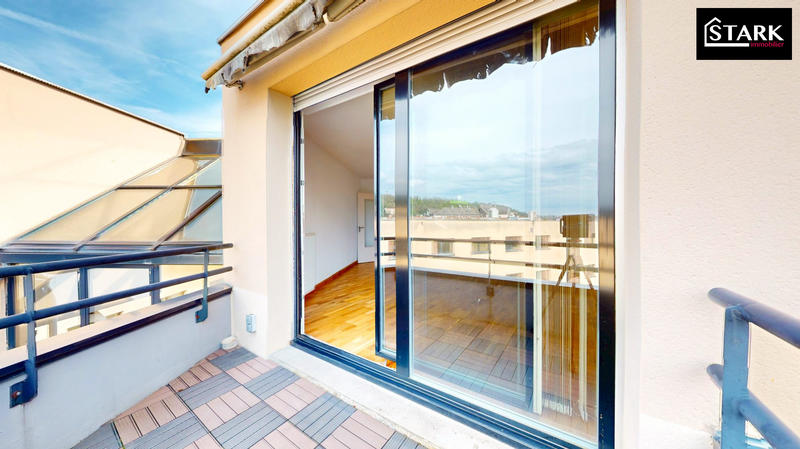 Appartement - 102 m² - 4 pièces