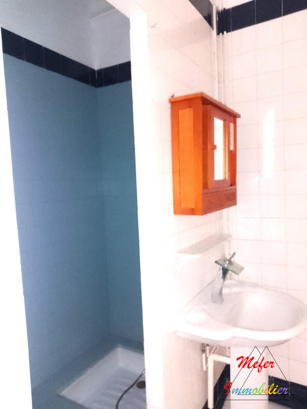 Appartement - 218 m² - 10 pièces