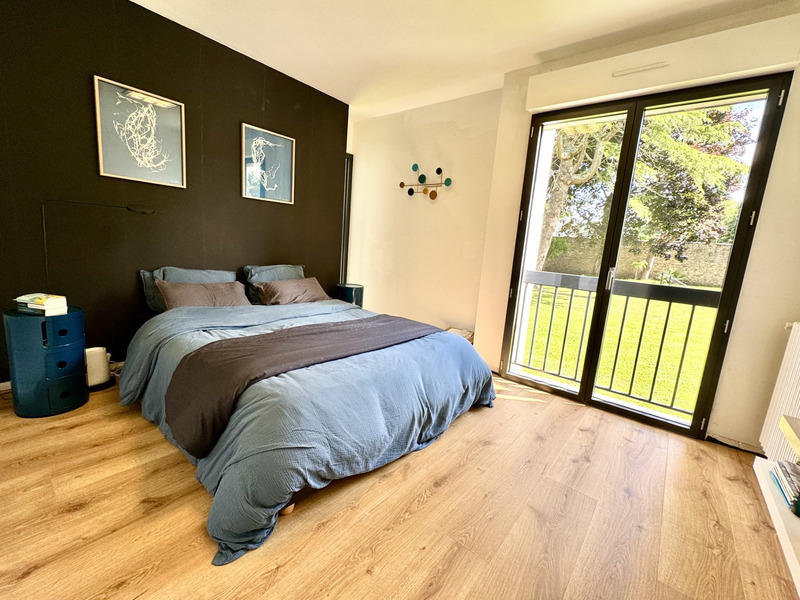 Maison - 311 m² - 8 pièces