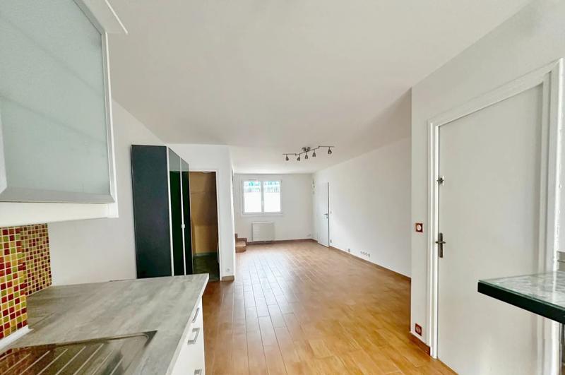 Triplex - 73 m² - 4 pièces