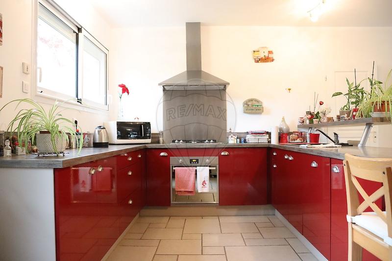 Maison - 144 m² - 6 pièces