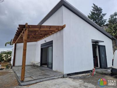 Villa - 90 m² - 4 pièces