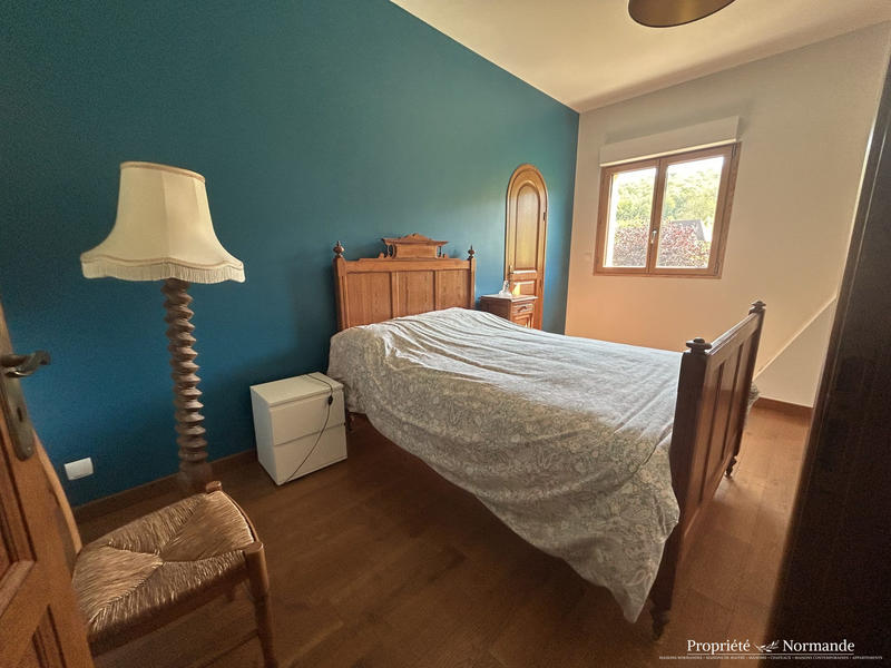 Maison - 254 m² - 6 pièces