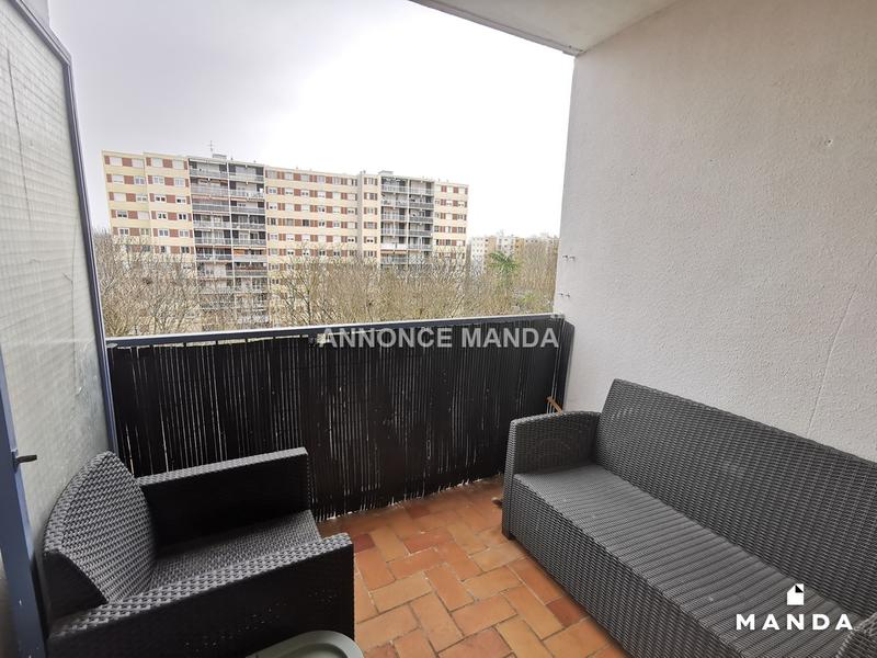 Chambre - 10 m² - 4 pièces