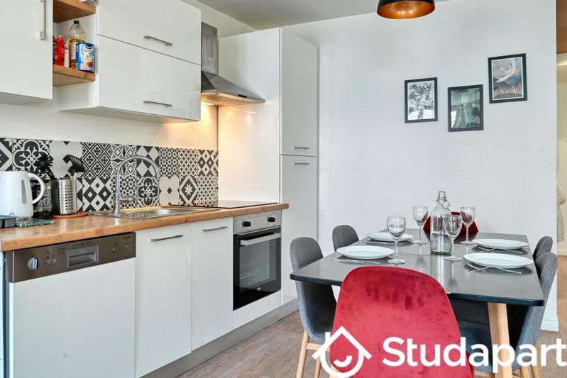 Chambre - 9 m² - 1 pièce