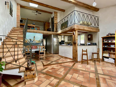 Villa - 193 m² - 6 pièces