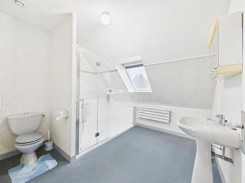 Maison - 122 m² - 6 pièces