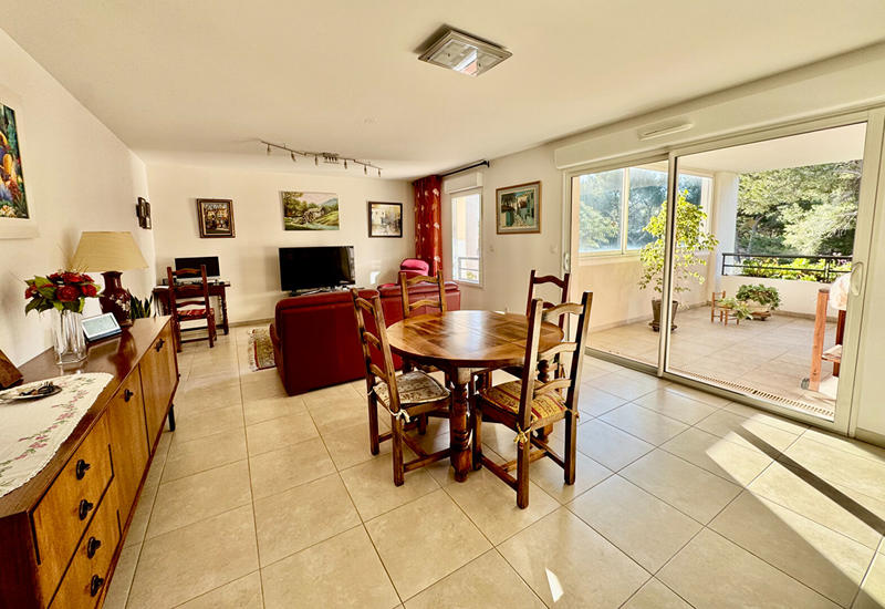 Appartement - 105 m² - 4 pièces