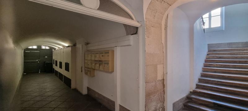 Appartement - 120 m² - 4 pièces