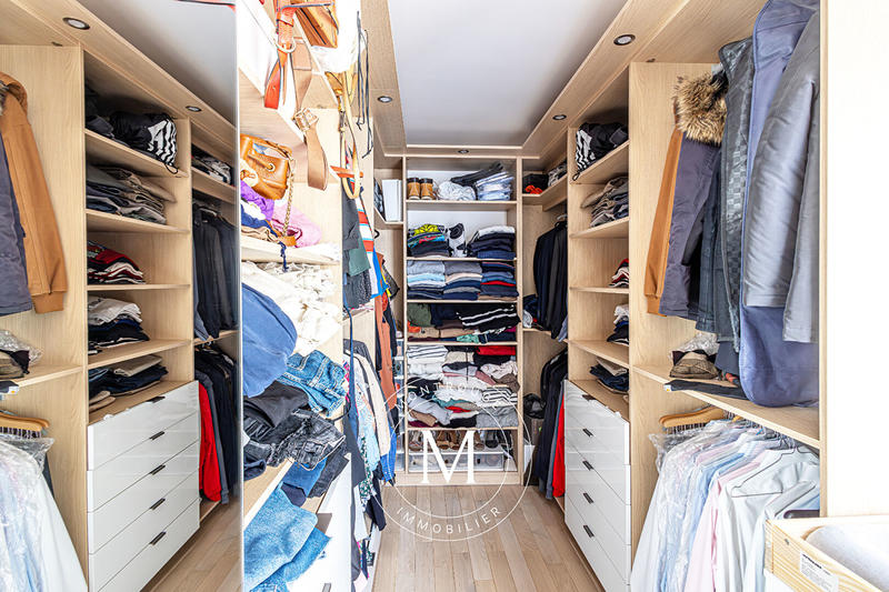 Appartement - 102 m² - 5 pièces