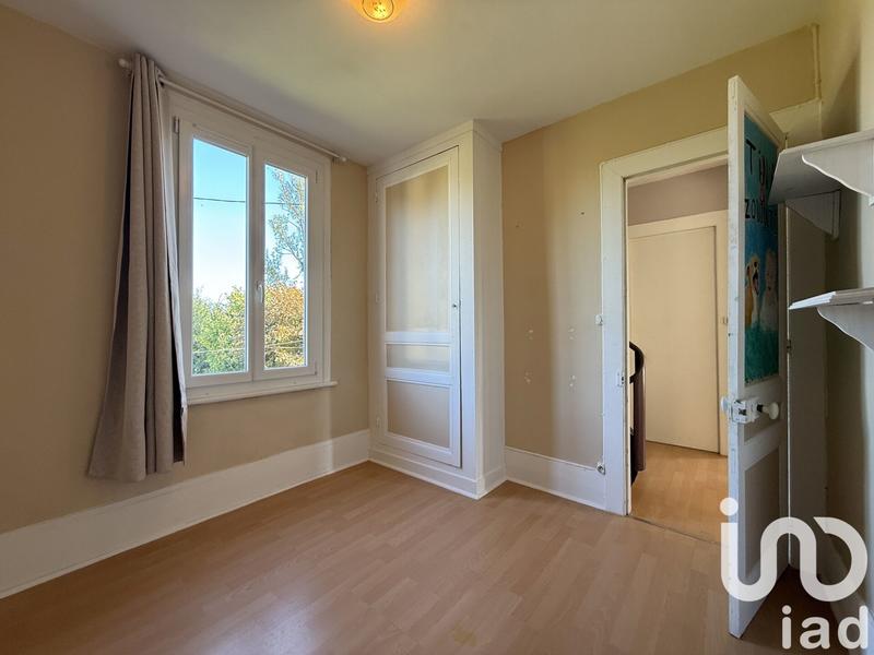 Maison - 99 m² - 5 pièces