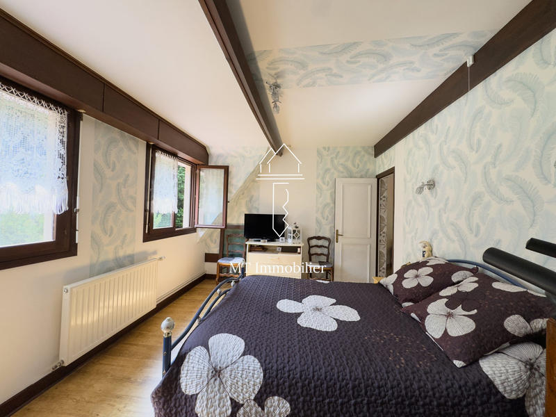 Villa - 223 m² - 6 pièces