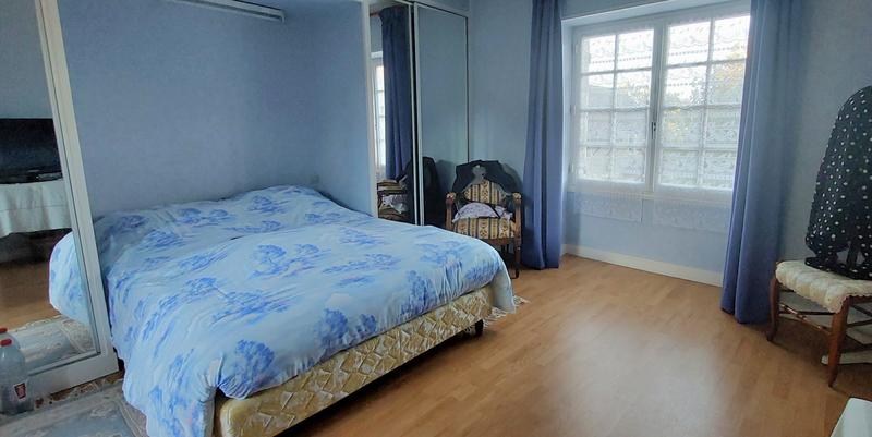 Maison ancienne - 274 m² - 8 pièces