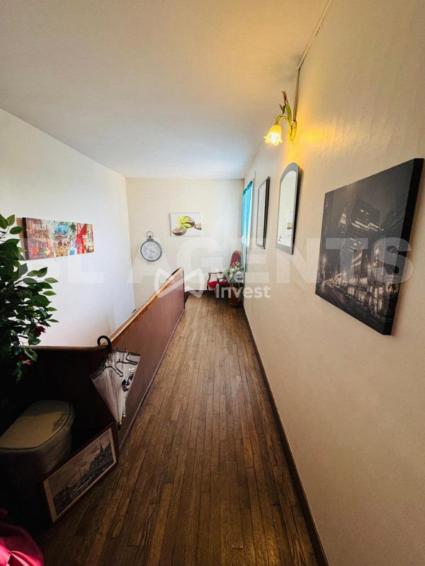 Appartement - 90 m² - 6 pièces