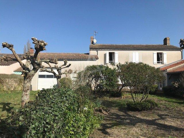 Maison - 172 m² - 5 pièces