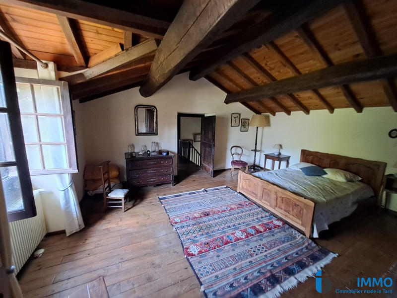 Maison - 195 m² - 6 pièces