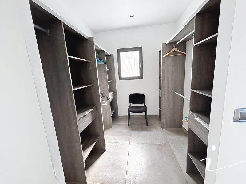 Villa - 145 m² - 6 pièces