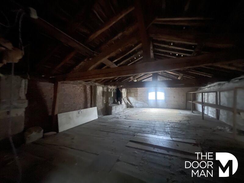 Maison de ville - 95 m² - 4 pièces